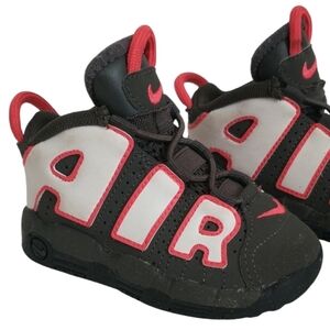 Nike Kids Black and Red Sneakers